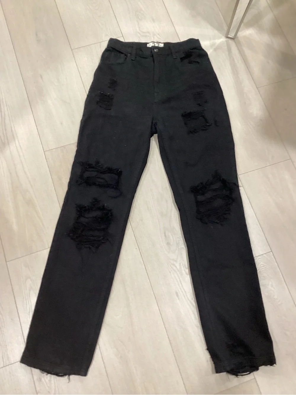 We The Free Twenty Seven Black Distressed Jeans Size 27